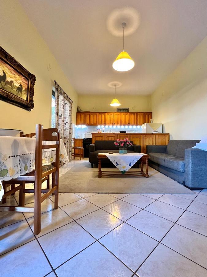 Village Apartment Marathiás Dış mekan fotoğraf